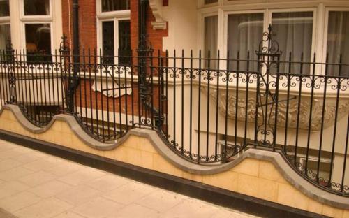 Визитная карточка загородного дома: вся правда о заборах. 06