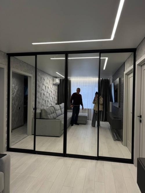 Шкаф - купе - это всегда функциональное и стильное решение для хранения вещей. 01