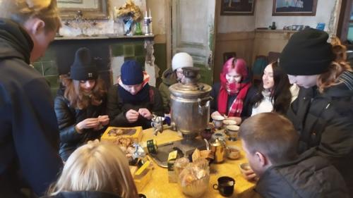 2 декабря учащиеся 9-х классов посетили дачу рябушинских - это единственный в городе дом в стиле модерн. 07