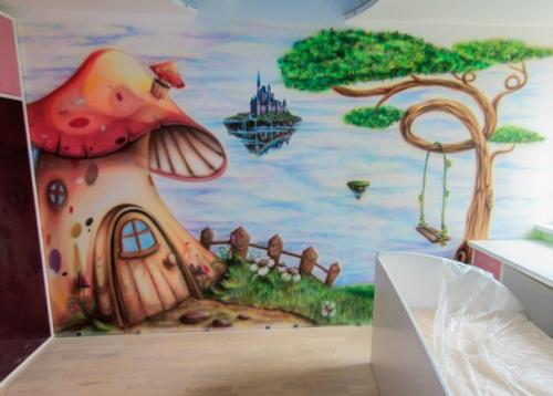 Всем привет?  Аэрография любой сложности и практически на любой поверхности - это ко мне? 05