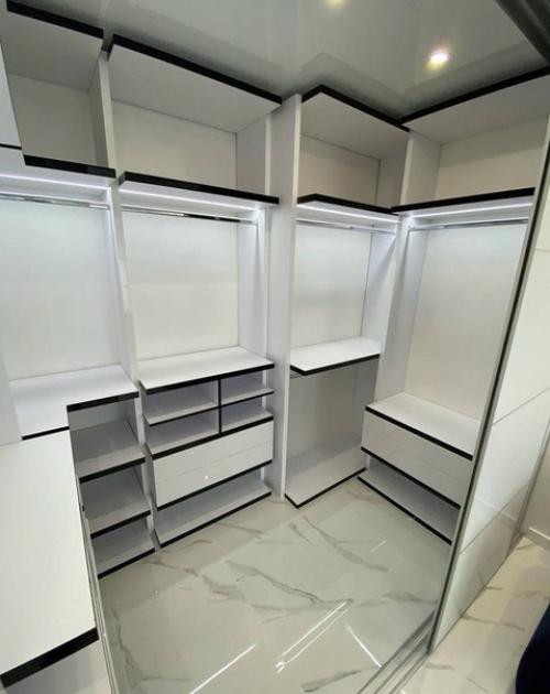 Красивый интерьер евродвушки. 06