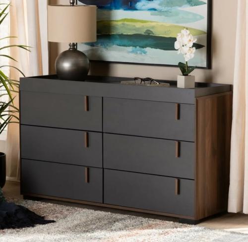 Основная характерная черта комода - это его функциональность. 01