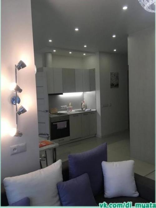 Просторная квартира. В современном стиле. 02