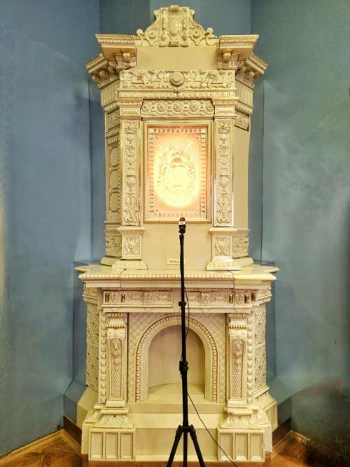 История пермского края с древнейших времён до конца прошлого века компактно упакована в одном из красивейших особняков старой Перми - доме Мешкова. 08