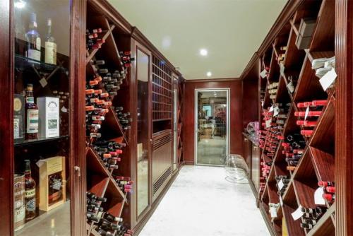 Потрясающий особняк, площадью 1200 m? 05