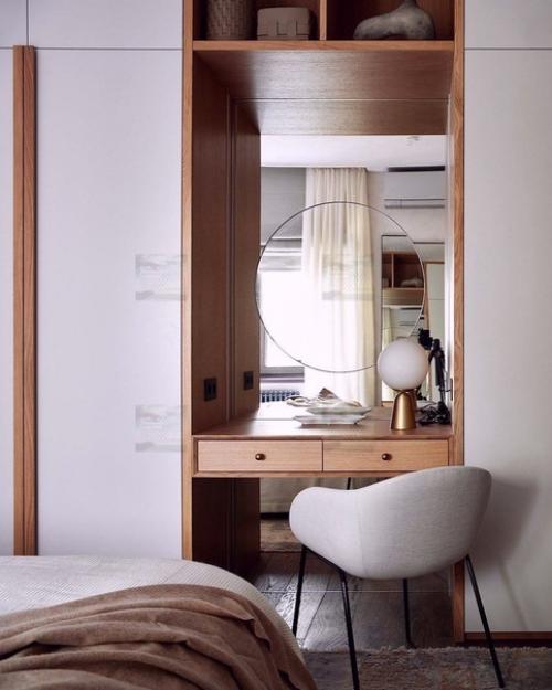 Мужчина 55 лет делал ремонт для себя и дочери - студентки, которая живет за границей и приезжает погостить. 04