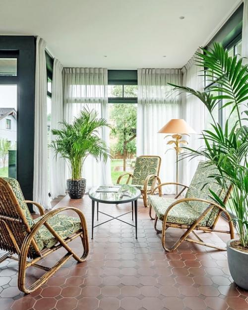 Дача прабабушки. На месте этого дома несколько лет назад стояла старая дача прабабушки дизайнера Натальи Масловой. 07