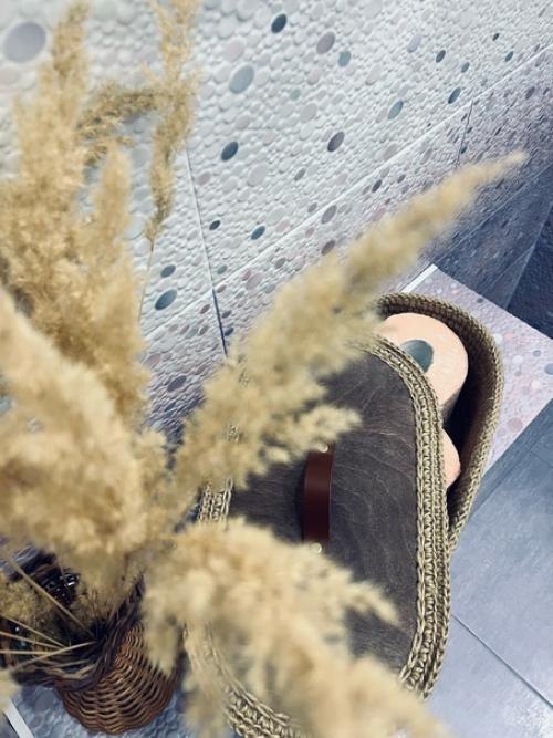 Как известно, уют в доме и эффект завершённости интерьера создают детали. 01