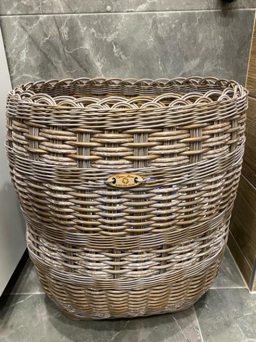 Новиночка. Бескаркасная корзина для белья была сплетена для моих любимых и дорогих в подарок. 02