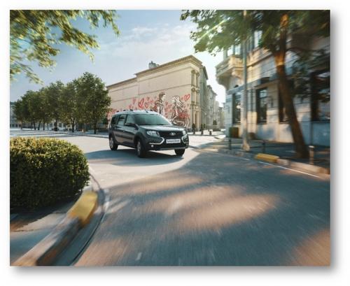 Новый Lada Largus.