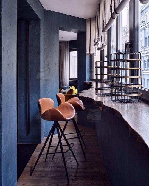 Мужчина 55 лет делал ремонт для себя и дочери - студентки, которая живет за границей и приезжает погостить. 03