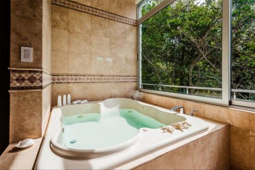 Великолепная вилла, площадью 1177 m? 02