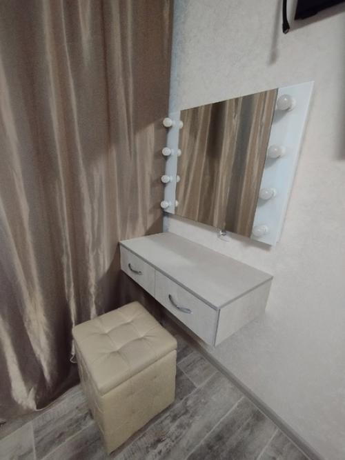 Чаще всего наполнение большого шкафа в спальню продумывают сразу для двух супругов. 08 Чаще всего наполнение большого шкафа в спальню продумывают сразу для двух супругов. 08