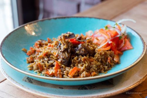 Пока свежи мои вкусовые ощущения, делюсь с вами отзывом о гастрономическом Сете чайханы Zarbazar. 06