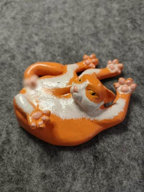 Только в том случае, если вы искали идеальный подарок для человека с чувством юмора, то вьетнамские мастера его уже придумали. 01