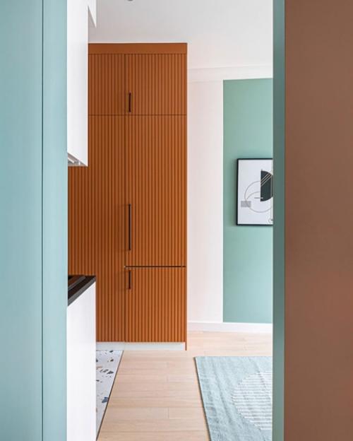 Уютная, стильная и сочная квартира, площадью 35 кв. 06