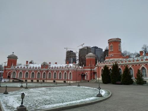 Чем мне нравится Москва - там всегда есть, чем заняться и что посмотреть. 02