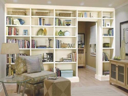 Где найти место для книг в маленькой квартире: интересные идеи по организации пространства? 01