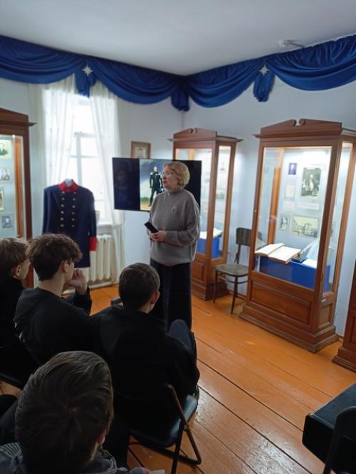 6 марта студенты первого курса, побывали на экскурсии в дом - музей в. к. Кюхельбекера. 02 6 марта студенты первого курса, побывали на экскурсии в дом - музей в. к. Кюхельбекера. 02