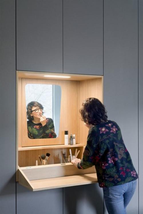 Современное жилище расположенное в сельской местности недалеко от Генуи, в окружении каштановых лесов. 07