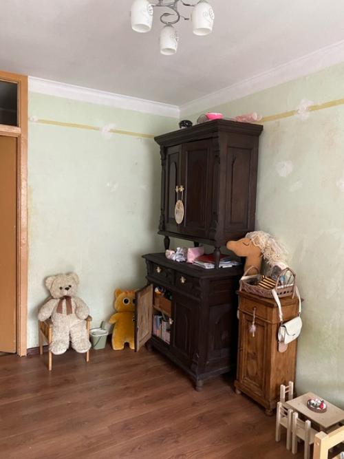 Здравствуйте.  Нашла я шкаф, который идеально подойдет для детской. 02