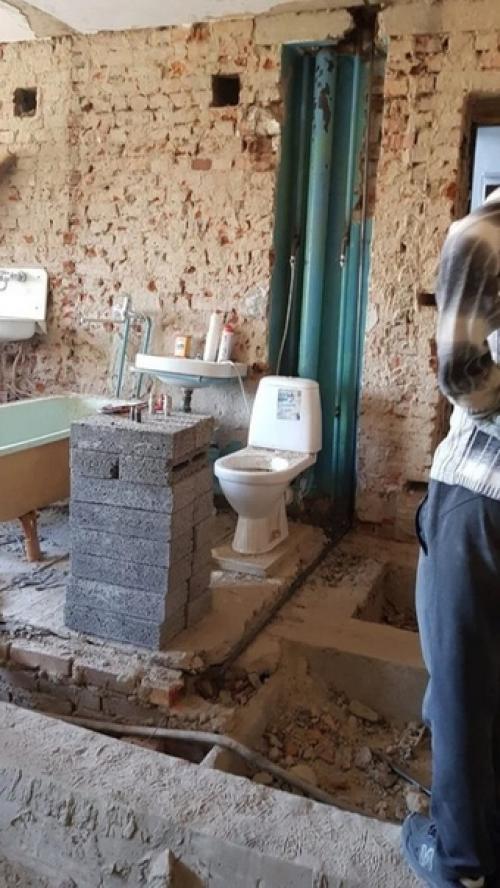 Полноценный ремонт в хрущевке с перепланировкой до / после. 01