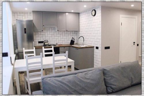 Интерьер просторной квартиры. 02