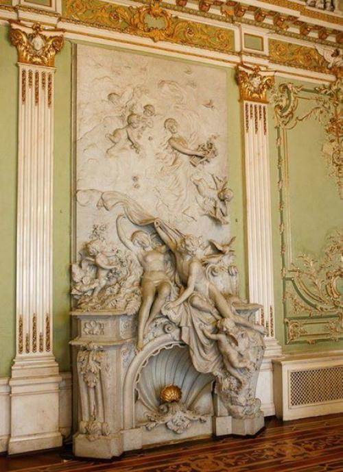 Настенные барельефы в интерьере квартиры или загородного дома. 06