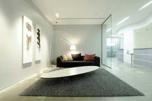 В INN (фирнхайм, Германия) дизайнеры постарались создать такой интерьер, который будет прекрасно смотреться и в частном доме. 05