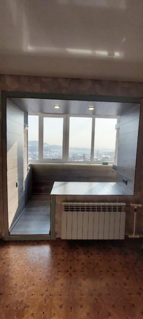 Закончен очередной объект - ремонт 5-ти метровой лоджии. 05