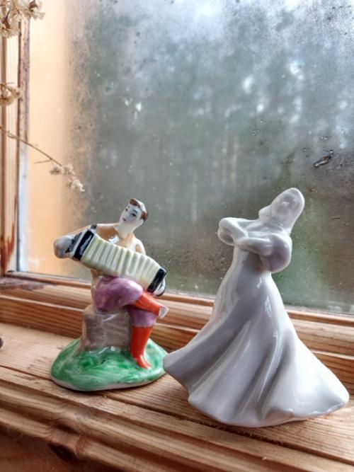 Воодушевленная вниманием к сдаваемой детьми квартире, хочу показать маленькие зарисовки с их дачи. 05