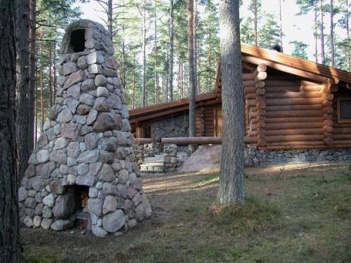 Дом, который построил для себя архитектор Игорь Фирсов, сравнительно небольшой, его площадь всего 64 кв. 02