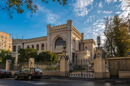 В комнату вошла сказка тихими неслышными шагами. 03