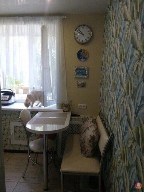 Кухня небольшая, но организиция хорошая. 03