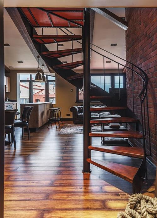 Интерьер квартиры в стиле лофт: двухуровневое пространство для холостяка. 02