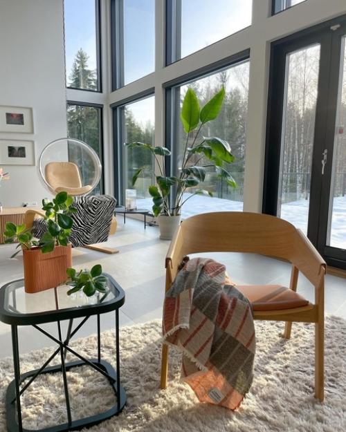 Ультрамарин - один из самых популярных цветовых трендов в декоре в этом сезоне. 01