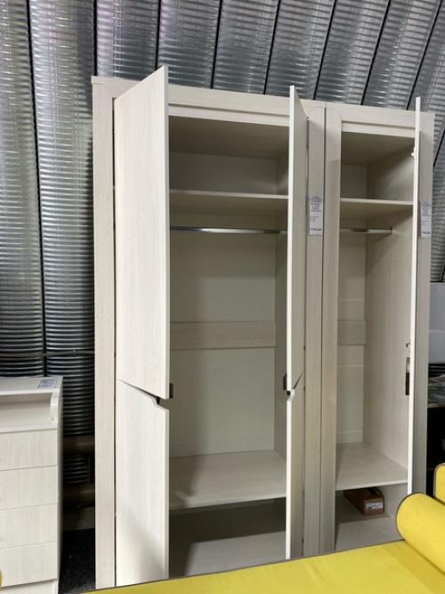 Ясень анкор светлый. 02