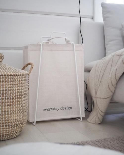 Привет.  Поделитесь своими корзинами или мешками для белья.