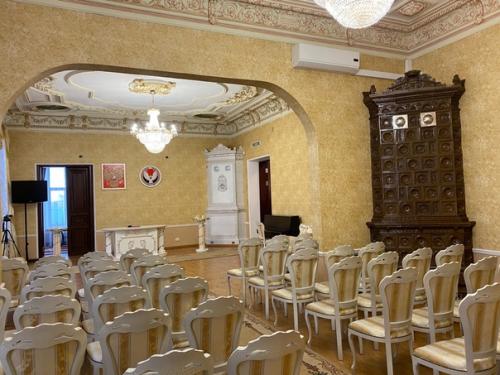 Интерьеры дома корешева в Сарапуле, ныне дворец бракосочетаний. 06