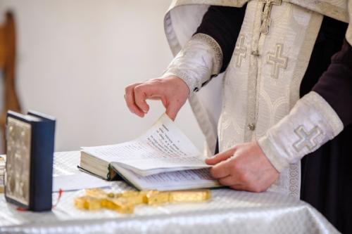 Приглашая фотографа на крещение ) очень важно учитывать момент, в какой именно церкви будет проходить обряд. 08