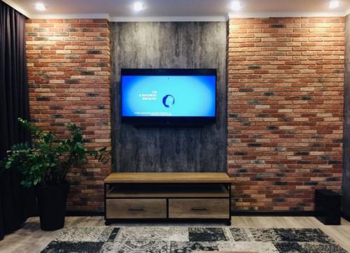 Сделали ремонт в гостиной. 01