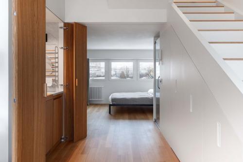 Современная квартира - ячейка в доме - коммуне на гоголевском бульваре в Москве. 06