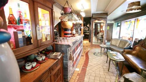 Не знаете куда сходить в пятницу? 04