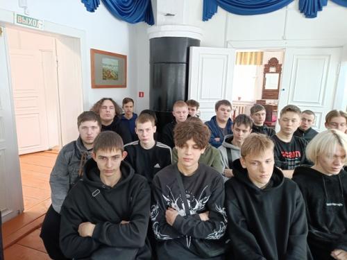 6 марта студенты первого курса, побывали на экскурсии в дом - музей в. к. Кюхельбекера. 01 6 марта студенты первого курса, побывали на экскурсии в дом - музей в. к. Кюхельбекера. 01