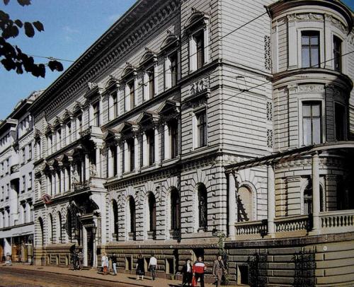 Дом пфаба.   Дом пфаба, что на улице кришьяна барона, 12, назван так по имени его первого владельца. 02