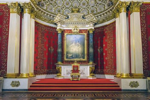 10 залов эрмитажа с самыми красивыми потолками. 07