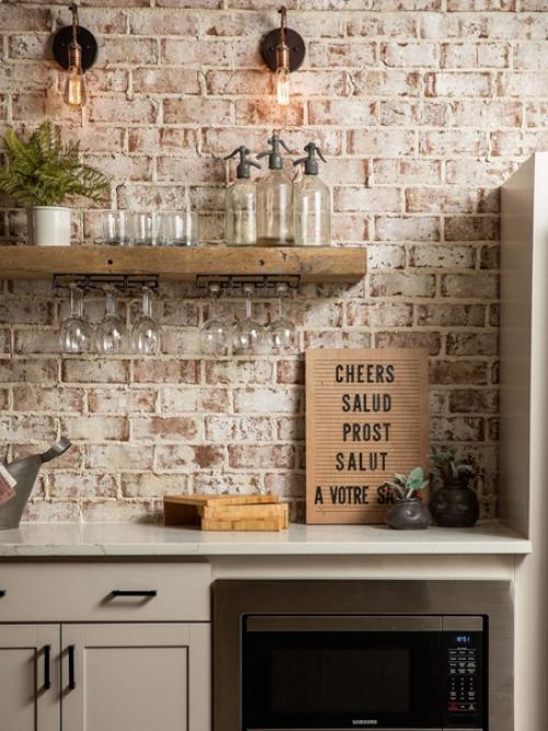 Мы выбираем дизайн кухонного фартука: обзор фартука из белого кирпича с грубой текстурой. 06