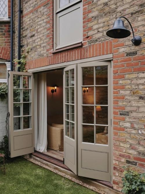 Как в ДЕРЕВНЕ. Это Очень Спокойное Место, - говорит директор по недвижимости Лиза филлипс о своём доме в хакни (один из районов Лондона. 08