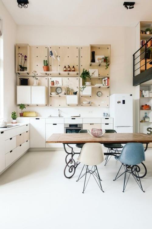 Квартира для семьи с двумя детьми в Амстердаме. 01