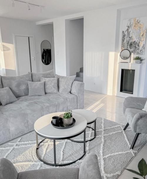 Загородный дом в современном стиле с нейтральным интерьером. 04